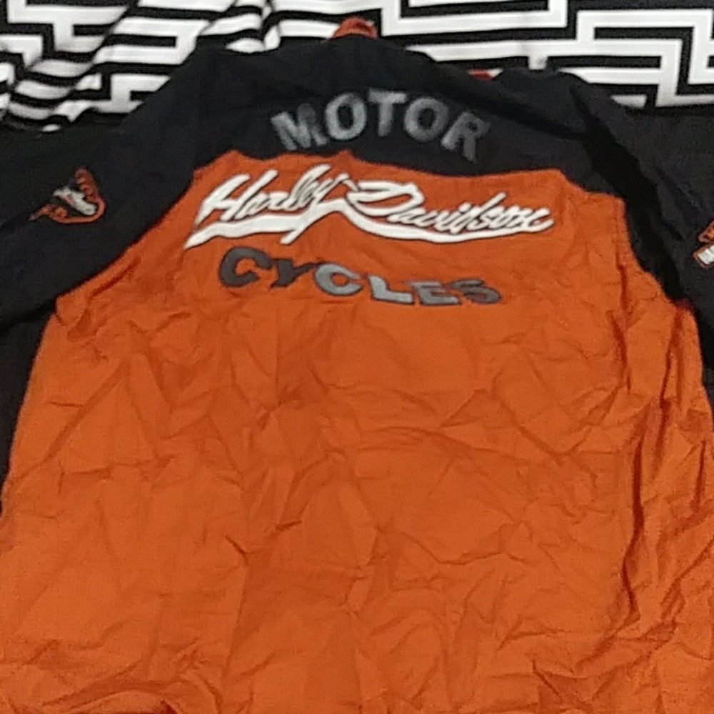 Harley-Davidson Motorcycles Button Up